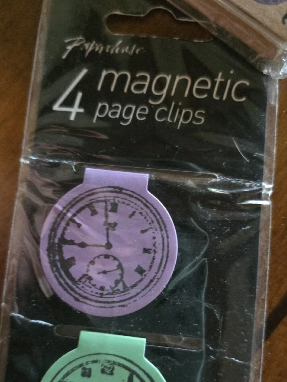 Stationery; Mixed lot. Sticky Notes, 10 Magnetic Pegs & Magnetic Page Clips